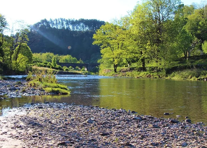 Le Moulin Du Luech Кемпинг *